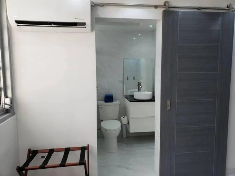 Esperanza Beach 2Bdr 2B Oceanfront Pool Parking San Juan Apartment