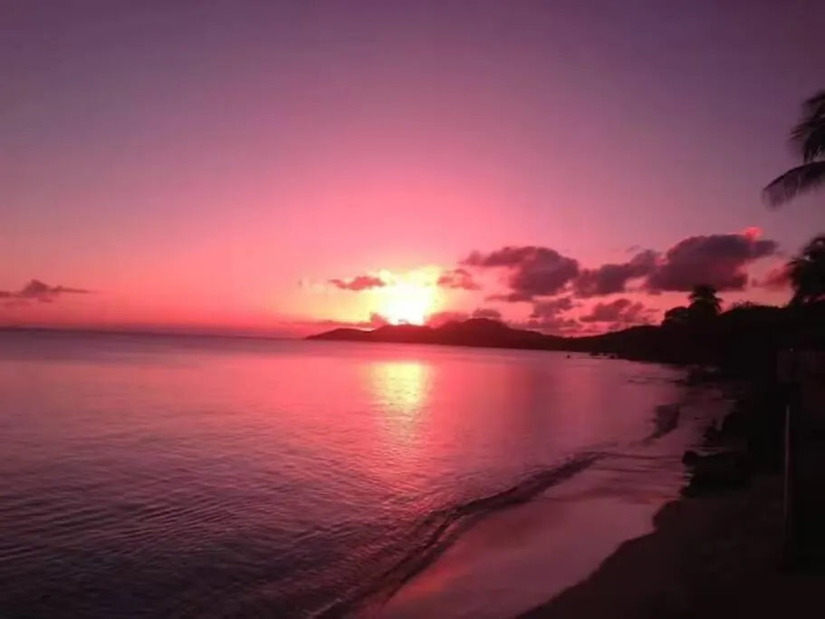 Apartment Esperanza Beach 2Bdr 2B Oceanfront Pool Parking San Juan